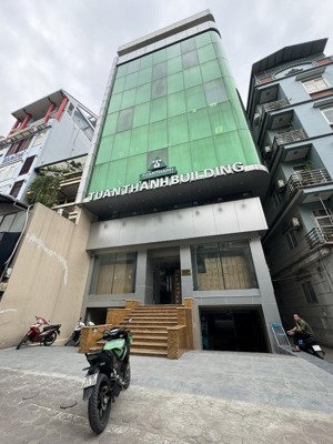 bán toà văn phòng mặt phố phạm văn đồng - mặt tiền quyền lực 8m - cho thuê 90 tr/t -90m2 -54 tỷ