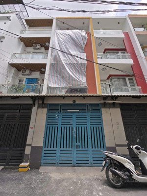hàng hiếm nhà 4 tầng 4x15m sổ vuông đẹp, hẻm xe hơi phạm văn chiêu gò vấp, khu phân lô cao tầng.