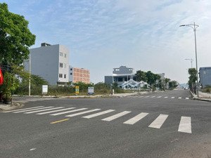 bán cặp đất đường 10.5m siêu đẹp khu đô thị nam hoà xuân - đà nẵng