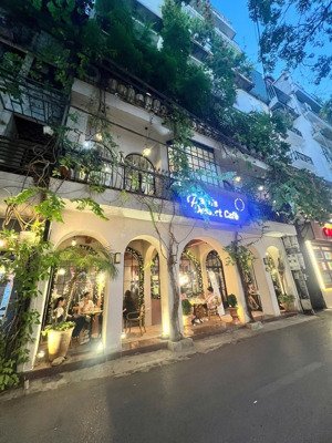 cho thuê nhà mp tôn đức thắng - đống đa, 310m2 x 2t, mt 14m, giá thuê 210tr, thông sàn, nhận ngay