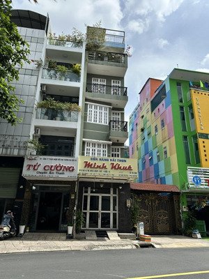 16,3 tỷ , 4,2 x 19m nở hậu 6,7m. nhà 6 tầng , mt trần hưng đạo , q. tân phú