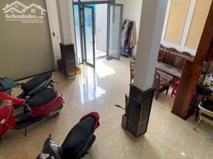  Nhà đẹp khu biệt thự, nội thất gỗ cao cấp – ô tô ngủ trong nhà – giá chỉ 6.5 tỷ