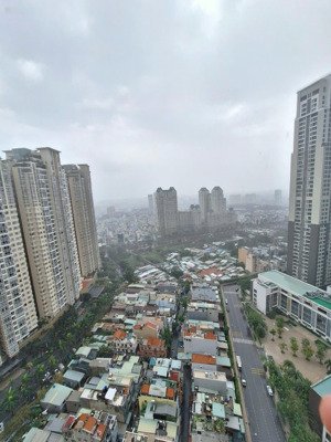 bán căn góc 3pn siêu đẹp vinhomes central park - giá bán 14,2 tỷ - sổ hồng - full nội thất