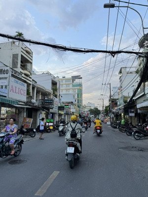 bán nhà mặt tiền phan văn trị, p. 14, bình thạnh: 3,6 x 20m, giá 13,3 tỷ