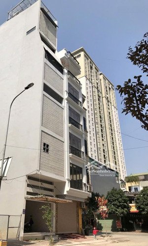 chính chủ cho thuê mặt bằng phù hợp làm văn phòng, cửa hàng tại trung tâm hành chính quận hà đông