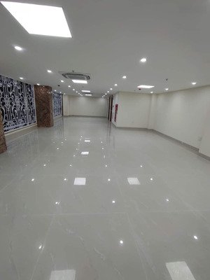 bán nhà mặt ngõ 30 phố chùa vua diện tích 47 mét mặt tiền 3,5 mét x 4 tầng nhà mới xây