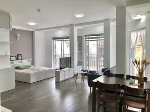 căn hộ ban công máy giặt riêng gần công viên gia định hoàng văn thụ, sân bay tân sơn nhất tân bình