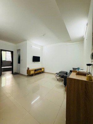 bán căn hộ 1pn sổ hồng riêng- nhà có nội thất - cc bellezaq7- dt 46m2- giá 2.4 tỷ