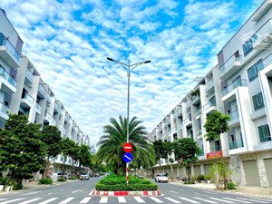 chính chủ bán căn góc him lam 108m², đã hoàn thiện, giá chỉ 14.5 tỷ. vị trí đẹp, giá tốt nhất.