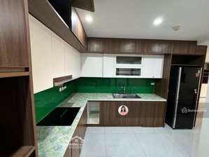 chính chủ bán căn 125m2 tòa new skyline, văn quán, hà đông. 3n2wc+1 kho, ban công đông nam cực mát