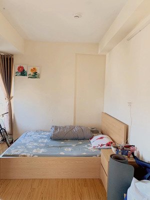 cho thuê căn hộ flora anh đào- tầng 8view đông bắc.ở liền. full nội thất- giá 7.7triệu- cọc 1 thang