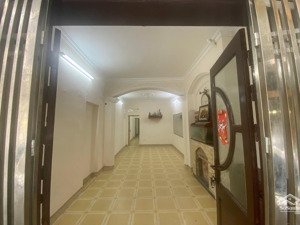 cho thuê căn hộ tập thể 2 phòng ngủ, 70m tại giải phóng giáp bát hoàng mai hà nội