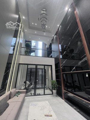 bán nhà ngõ 268.56 ngọc thuỵ, thang máy, 4 ngủ, cạnh công viên, gần chợ. tk sang trọng.