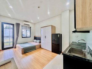 chung cư cao cấp đầy đủ nội thất - 50m ra hồ tây