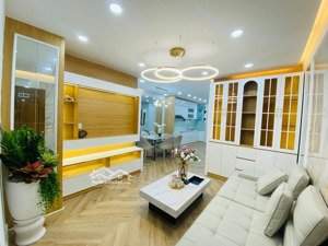 bán căn hộ 2pn sổ hồng riêng- nhà decorfullntcc- cc bellezaq7- ban công rộng- dt 70m2- giá 3.6 tỷ
