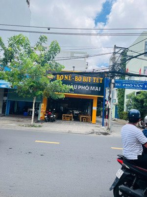 chính chủ cần bán căn góc 2mt tân quý, tân phú, vị trí đẹp gần aeon tân phú.