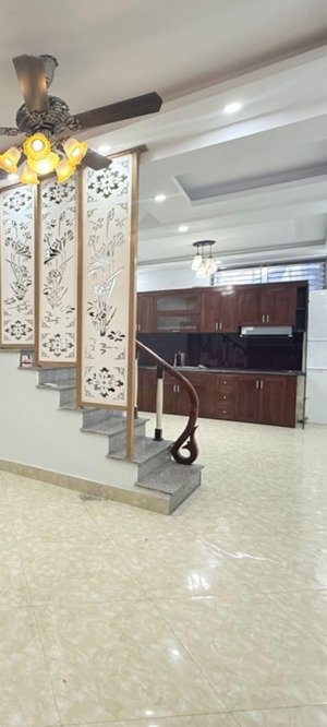 bán nhà phố dương văn bé - 40m2 x 4 tầng - 3.98 tỷ