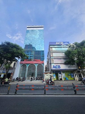 bán nhà góc 2 mặt tiền nguyễn biểu, quận 5 - 8x17m - 4 tầng - hđt: 182 triệu - giá: 60 tỷ