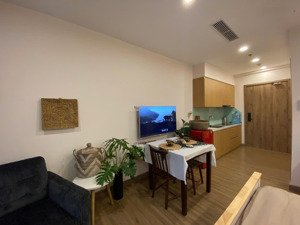 bán studio tòa s - premium sky oasis, ecopark, 2,2 tỷ bao phí