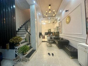 cực hiếm - nhà ngõ huy văn - tt đống đa - cách phố chỉ 30m - dt lớn - giá chỉ 11.99 tỷ