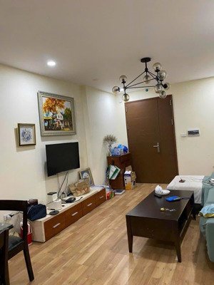cần bán căn hộ chung cư 536a minh khai . dt 75m2 gồm 2 ngủ . giá 5,xxtỷ