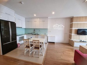 tôi cần cho thuê căn 2 ngủ 80m2 mipec riverside view sông hồng đẹp giá 15 triệu: lh 