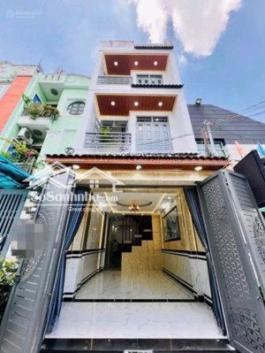 chú tuấn bán nhà cách mạng tháng 8 - p.9 - q.3 gần bệnh viện mắt sg, giá 3tỷ550 cho thuê 20 triệu