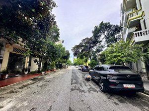 nhà mặt đường bến láng thích hợp đầu tư cho thuê