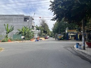 bán gấp lô đất đẹp đường d11 khu dân cư bicosi