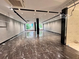 cho thuê tòa nhà mặt phố 5 tầng thông sàn ,diện tích 200m,mặt tiền 8m,phố thái phiên , hai bà trưng