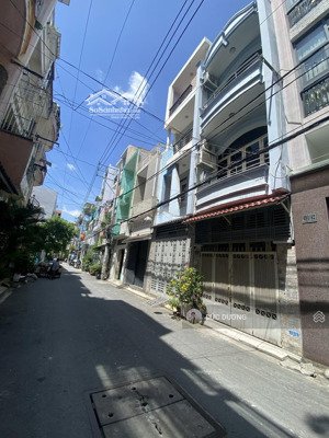 định cư canada ! bán nhà hẻm 6m, 2 mặt thoáng nguyễn kiệm,pn. dt 4,4x 22(100m2), 3tầng.chỉ 12,5 tỷ