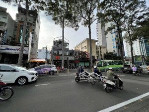 siêu khan hiếm - siêu vị trí ! bán gấp khuôn đất trung tâm q.3 - dt:21 x 39m - cn:699m2 - giá 310tỷ