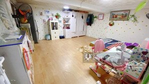 bn : vip cầu giấy - lô góc 2 mặt ngõ -vf3 đỗ cửa _dân xây kcbt - gần phố - dt 34 m2 x 3t x 7,2 tỷ.