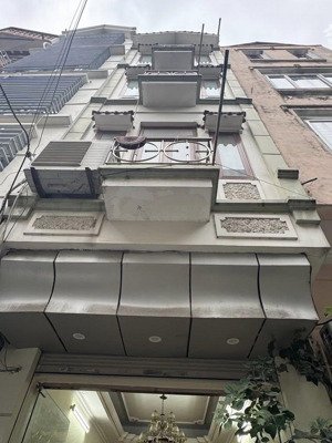 bán nhà phân lô đề lừ, vỉa hè rộng, ô tô tránh, 30m2, 12,8 tỷ, 5 tầng chắc chắn