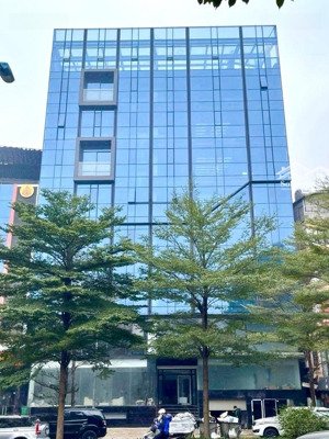 bán toà văn phòng trung tâm hà nội
- diện tích 241m 12 tầng thông sàn