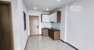 tôi chính chủ cần bán gấp căn hộ bcons plaza 2pn,2wc đã có sổ giá 2,050 tỷ đang cho thuê 6tr/tháng