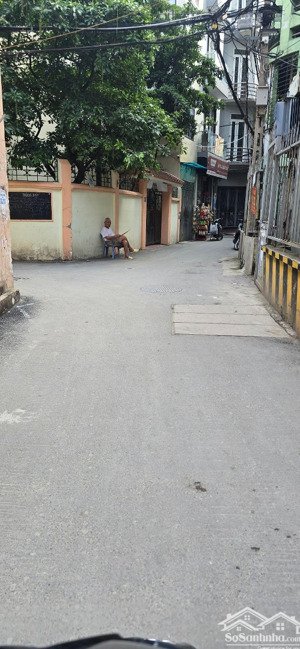 trung tâm cầu giấy - ba gác tận cửa - nhà đẹp dân xây - sổ đỏ hoa khôi - nhỉnh 7 tỷ