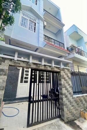 Cho thuê nhà hẻm 6 phòng ngủ gần sân vận động cần thơ giá 8 triệu