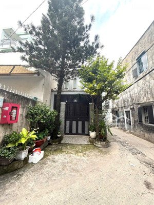 bán nhà lô góc mới đẹp, 2 tầng, đường trần xuân soạn, phường tân kiểng, quận 7, chỉ nhỉnh 4 tỷ