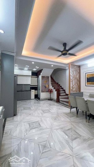 bán nhà phân lô quân đội nguyễn ngọc nại 42m² x 5t ô tô 14.3 tỷ
