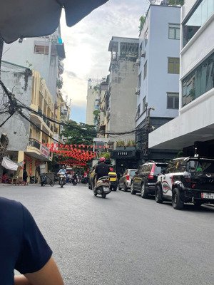 chính chủ bán nhà ngõ thông phong, tôn đức thắng, diện tích 45m, thiết kế 4 tầng, mặt tiền 4m