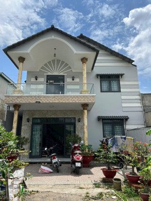 bán nhà lầu trệt gần chợ đông hòa dĩ an, 245m2 thổ cư 91m2, 3pn 2wc, giá 7 tỷ tl