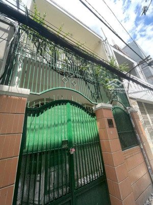 chủ cần tiền bán gấp 2 tầng hẻm xe hơi ngay âu cơ quận tân bình, diện tích 125m2, nhỉnh 10 tỷ