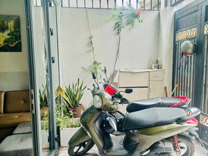 về quê bán gấp nhà giá tốt ,khu dân cư hẻm 185