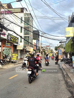 nhà shr 4,05m x 26. 104m2. 2 mặt tiền đường hà đặc khu sầm uất kinh doanh