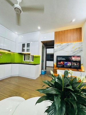 chính chủ bán căn đầu hồi 2 phòng ngủ 2 wc