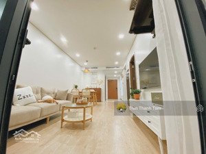 bán gấp chung cư bàu cát 6 (thang bộ) có sổ hồng dt 32m2 gác lửng 2 pn 1ty350. lh 