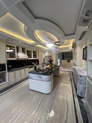 nhà đẹp phố phúc lợi, ô tô tránh, lô góc, 52m x 6 tầng thang máy, nhỉnh 10 tỷ.