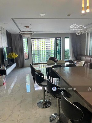 cho thuê nhanh căn 380 m2 đảo kim cương, full nội thất nhập khẩu ý