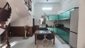 gấp! hẻm xe tải tránh căn góc đẹp 4 tầng, nở hậu tài lộc, bàu cát, chỉ 8.5 tỷ